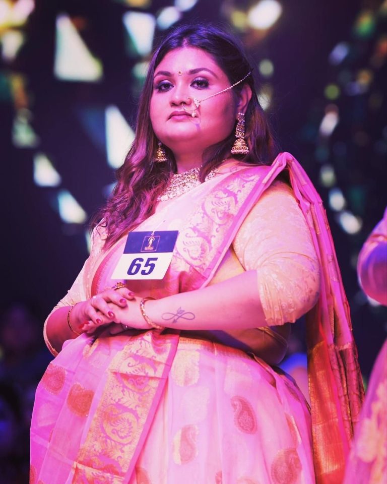 Nabonita Ganguly won the title of Maven Miss Plus Size East India 2032 by hard work.