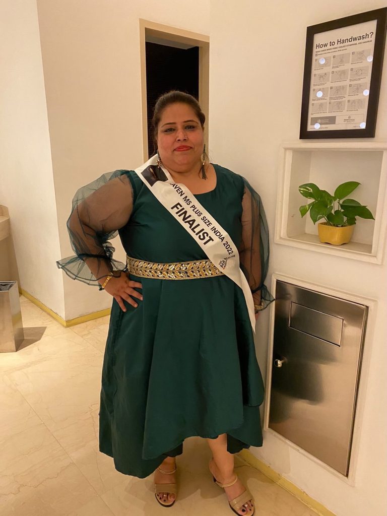 POOJA ANAND Won Miss Essence Title at Miss  Pulse Size India Show 2022