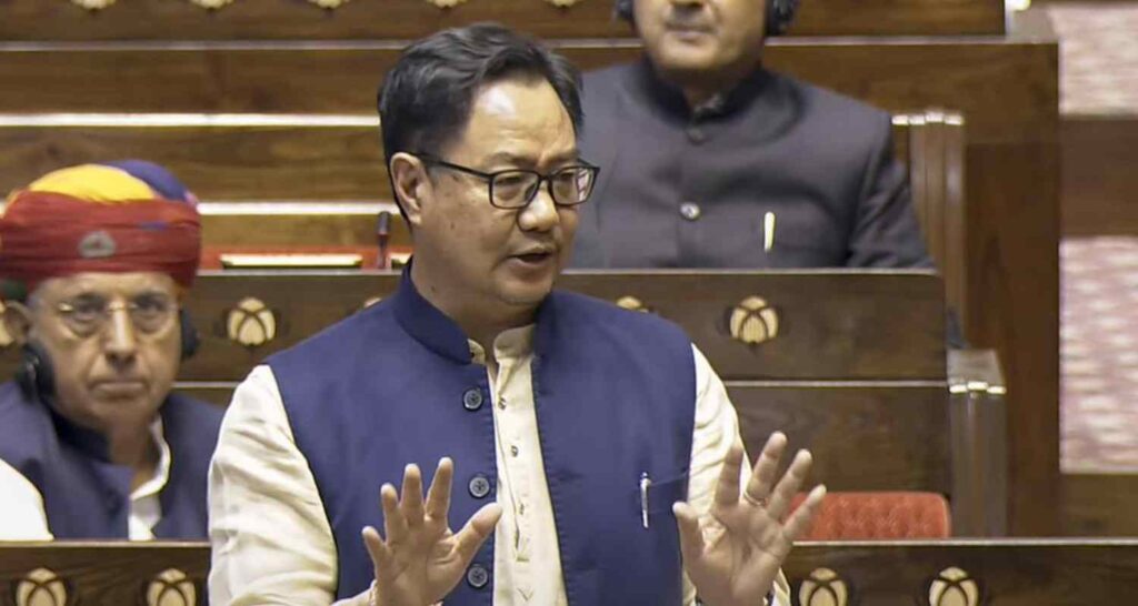 Government to not carry movement in opposition to Rahul: Rijiju Govt not to bring motion against Rahul: Rijiju