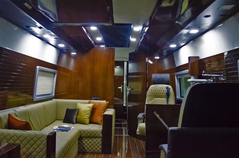 Luxurious marketing campaign trucks in excessive call for forward of TN polls Luxury campaign vans in high demand ahead of TN polls