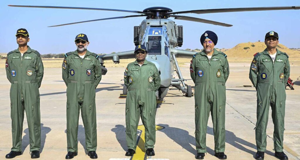 Prez Murmu flies sortie in LCH ‘Prachand’ close to India-Pak border Prez Murmu flies sortie in LCH 'Prachand' near India-Pak border