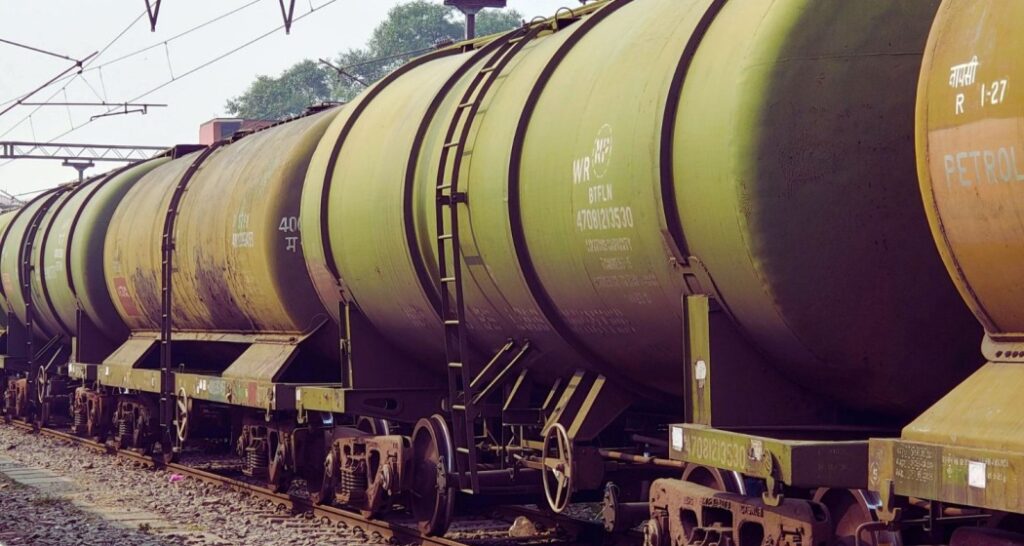 Bangladesh to import 45,000 tonnes of diesel from India