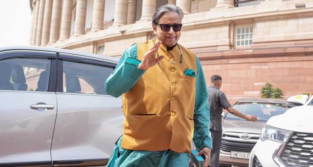 Geopolitical tensions pressure consular methods: Shashi Tharoor Geopolitical tensions strain consular systems: Shashi Tharoor