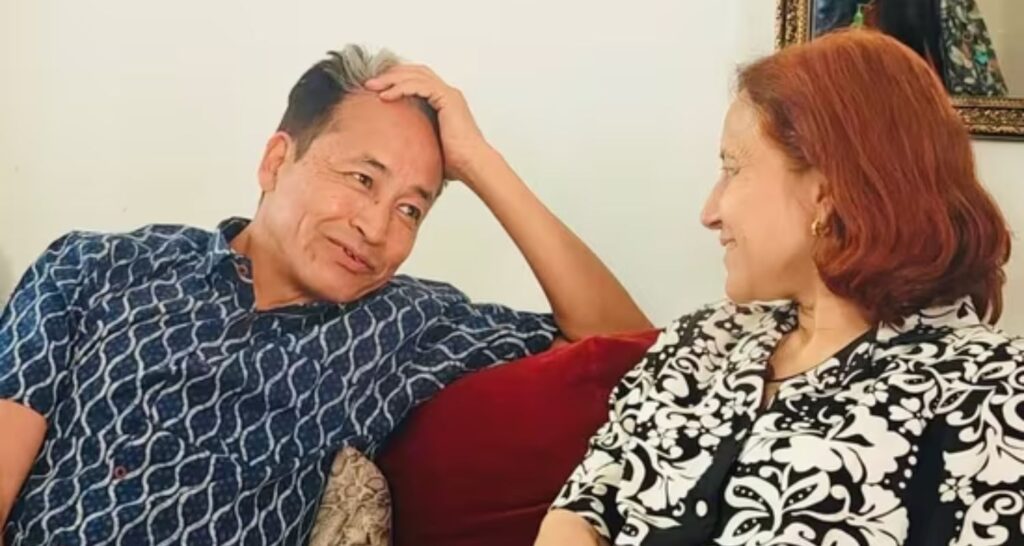 Sonam Wangchuk’s spouse, Gitanjali Angmo, on Sunday stated they’re going to … Sonam Wangchuk's wife, Gitanjali Angmo, on Sunday said they will ...