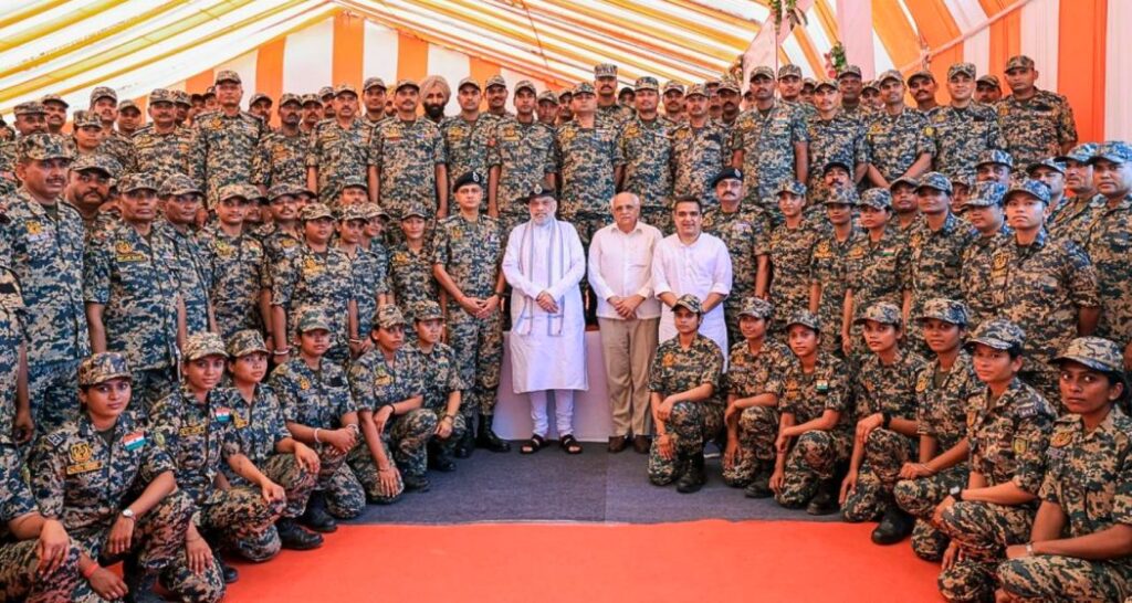 Amit Shah inaugurates G-7 outpost along Indo-Pak border