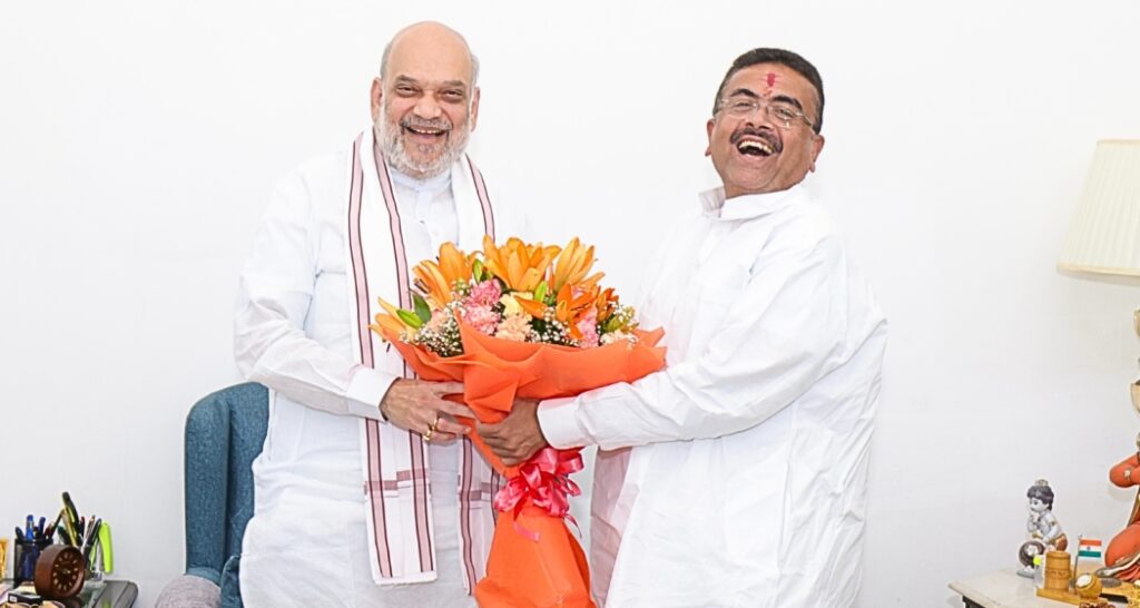 Bengal CM meets Amit Shah, strengthens Centre-state coordination Bengal CM meets Amit Shah, strengthens Centre-state coordination