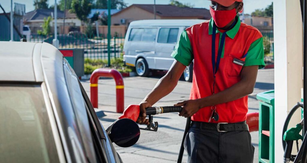RBI Governor warns of hike in petrol and diesel prices