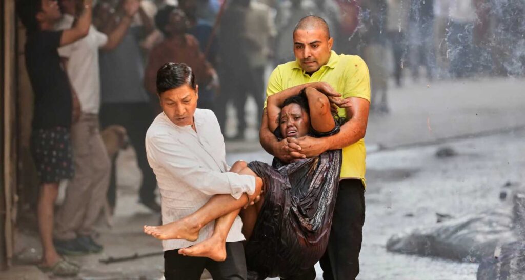 Delhi fire: Police intensify efforts to track down absconding 'ma...