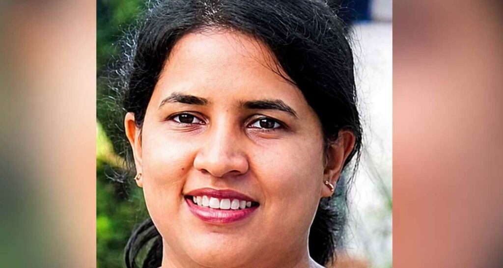 ED questions Veena for second time in money laundering probe