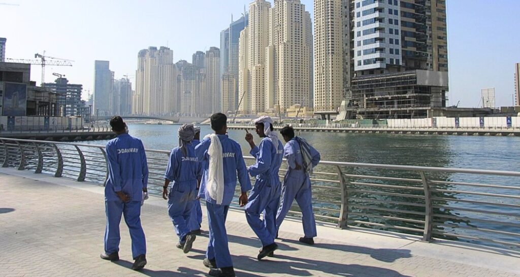 Indians amongst 19 million migrants to Gulf since 2010: Learn about Indians among 19 million migrants to Gulf since 2010: Study