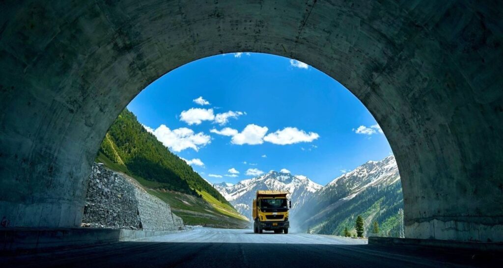 Nitin Gadkari to witness breakthrough at strategic Zojila Tunnel ...