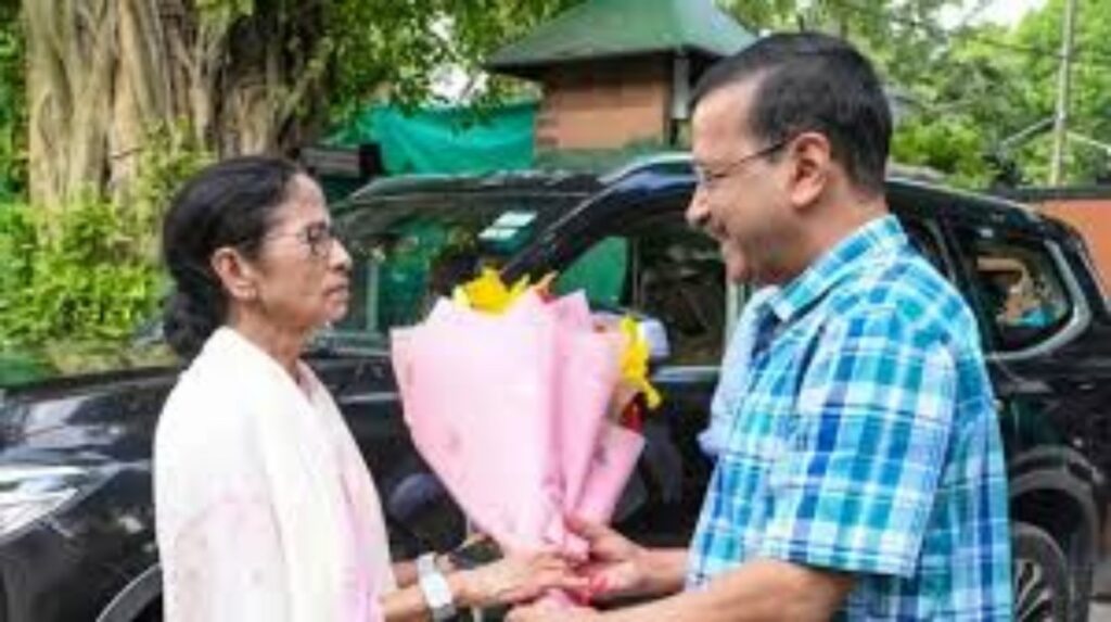 Trinamool Congress leader Mamata Banerjee on Sunday met Aam Aadmi Birthday celebration convener Arvind Kejriwal within the nationwide capital Trinamool Congress chief Mamata Banerjee on Sunday met Aam Aadmi Party convener Arvind Kejriwal in the national capital