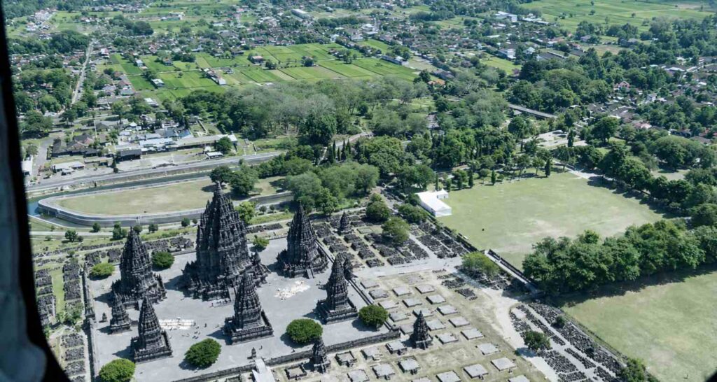Modi visits Indonesia’s historical Prambanan temple with Prez Prabow… Modi visits Indonesia's ancient Prambanan temple with Prez Prabow...