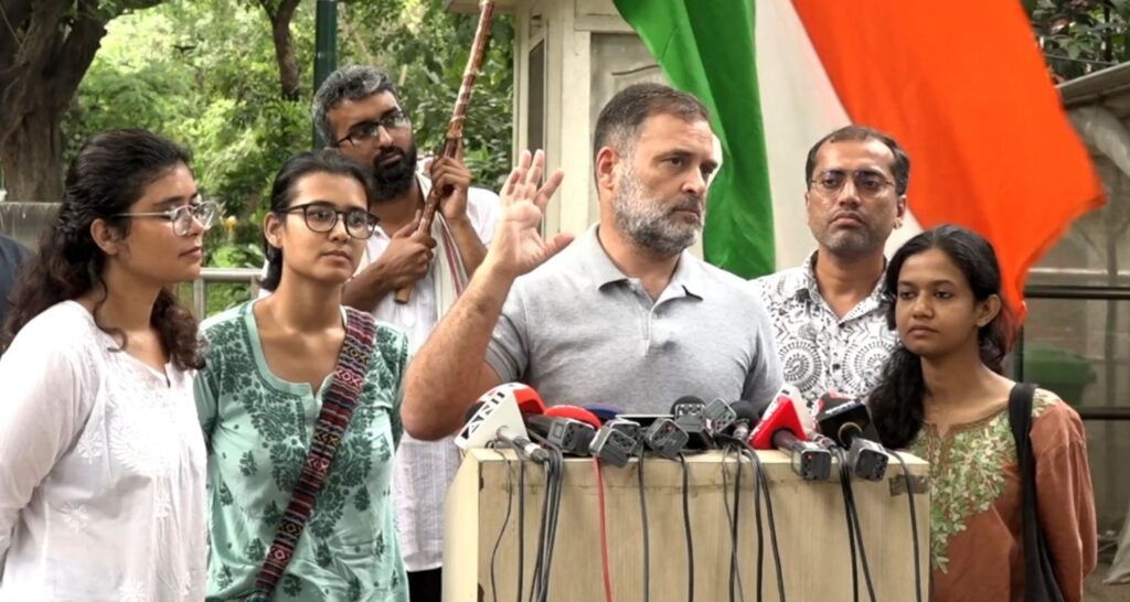 Oppn to corner BJP over use of pellet guns, lathi charge in Parli...