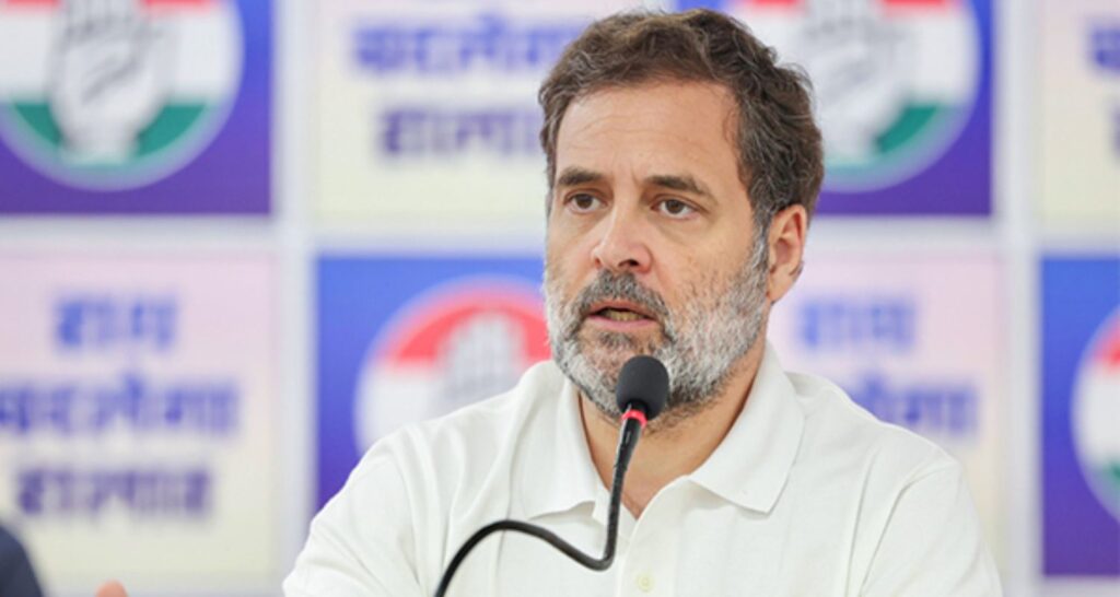 PM Modi owes scholars an apology, says Rahul Gandhi PM Modi owes students an apology, says Rahul Gandhi