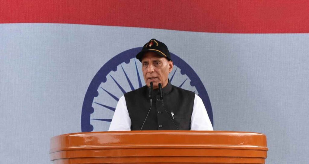 Rajnath honours Kargil martyrs, lauds armed forces' valour