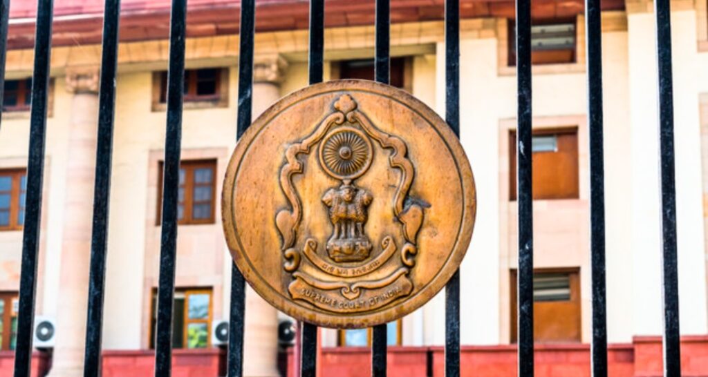 SC raps authorities over illegal constructions, warns officials