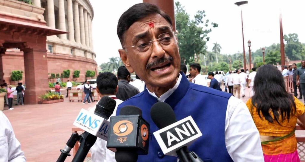 Jharkhand BJP MPs protest in Parliament over lathi-charge on stud… Jharkhand BJP MPs protest in Parliament over lathi-charge on stud...