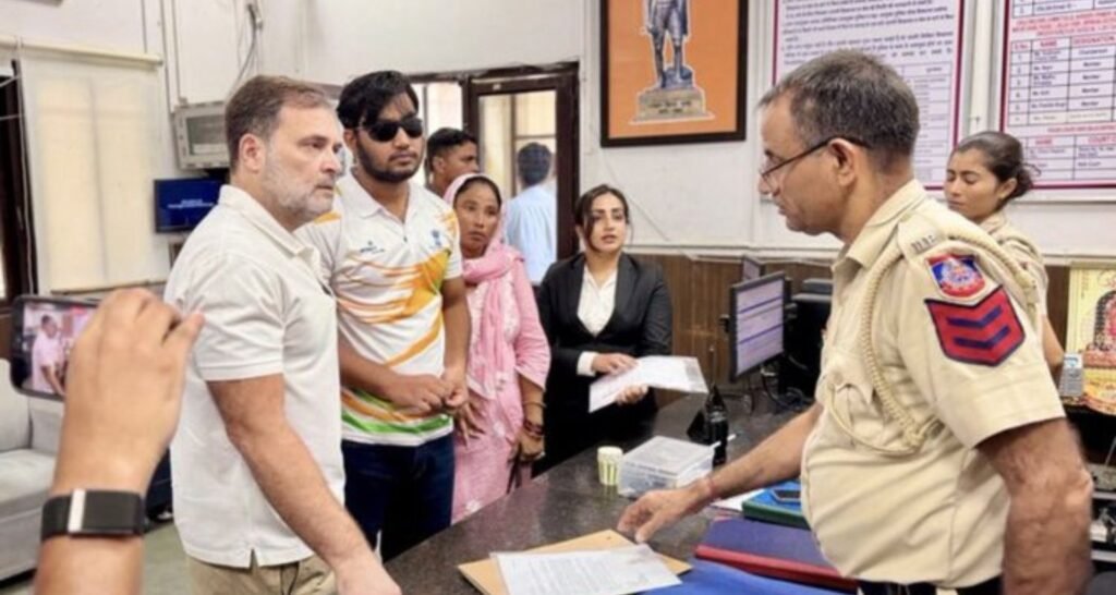 Rahul Gandhi stages sit-in, seeks FIR over July 20 police action