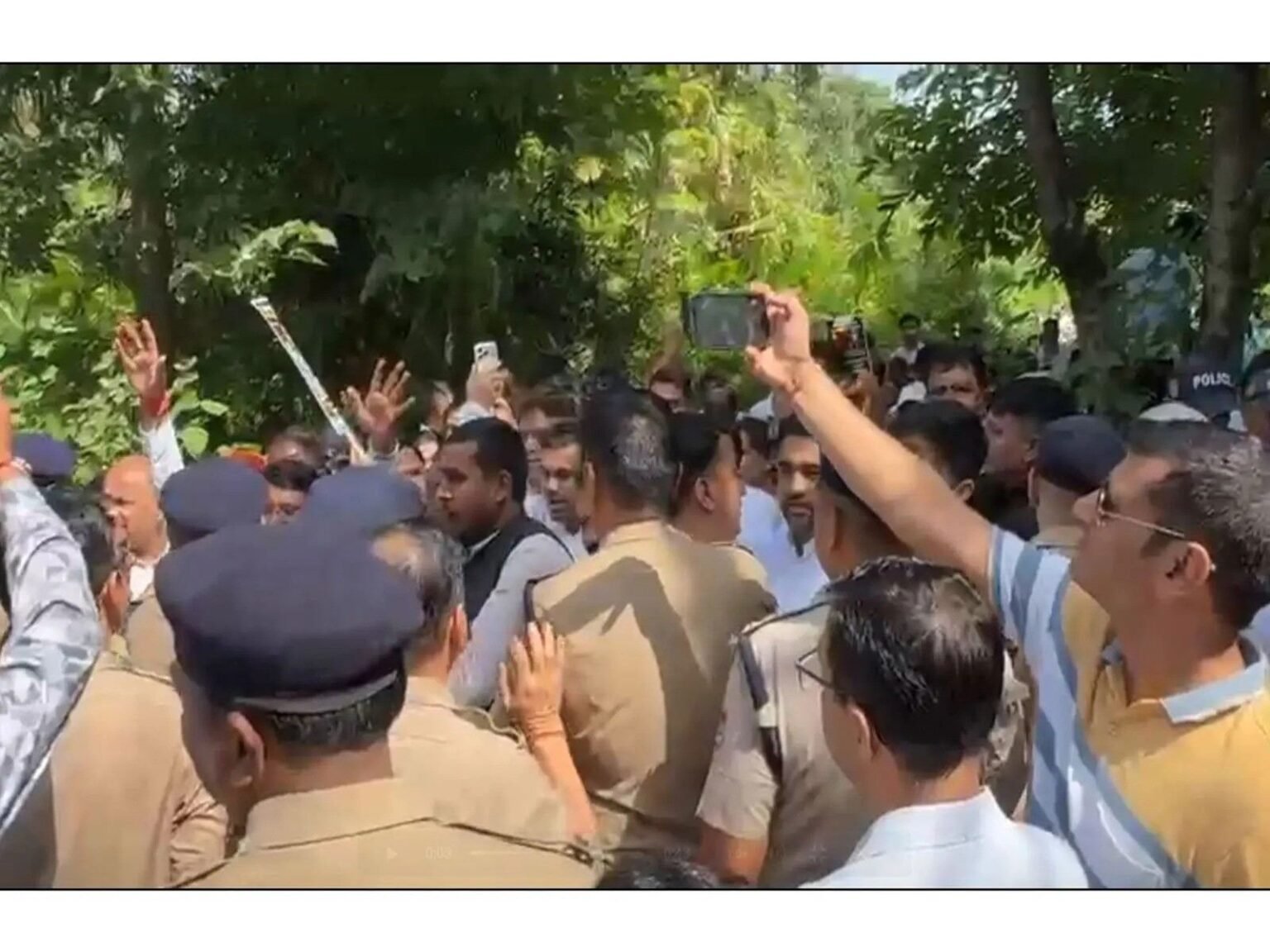Ankita Bhandari Case: Congress Workers Clash With Police