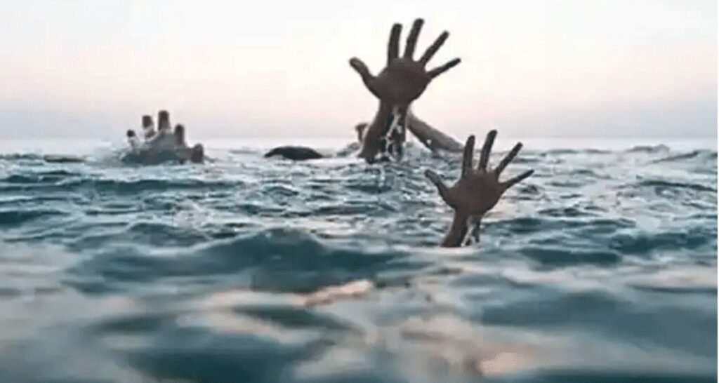 Two Lakshadweep cops missing after boat accident