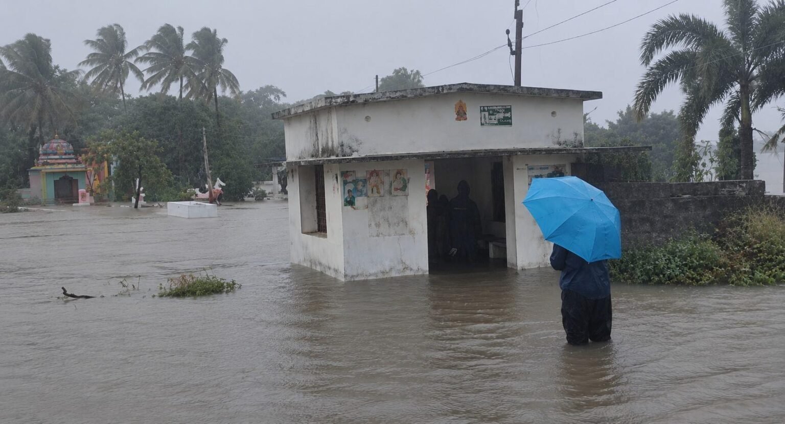 Cyclone Arnab Hits Andhra Pradesh Coast, Flood Alert in 167 Villa...